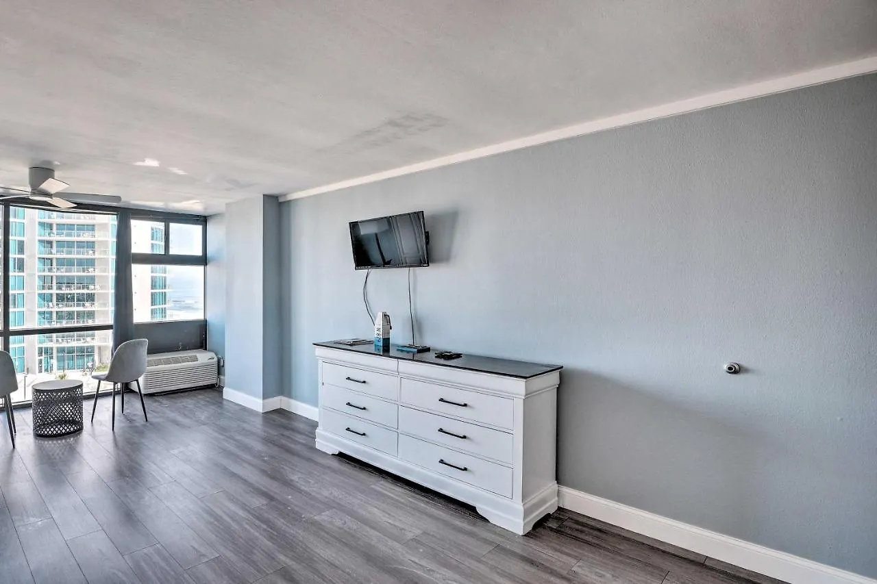 Beachfront Daytona Studio, Close To Parks! Daytona Beach United States